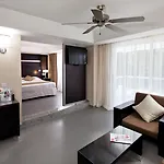 Hotel Riu Naiboa