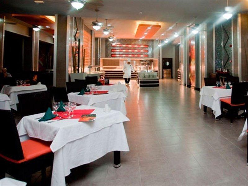 Hotel Riu Naiboa 4*